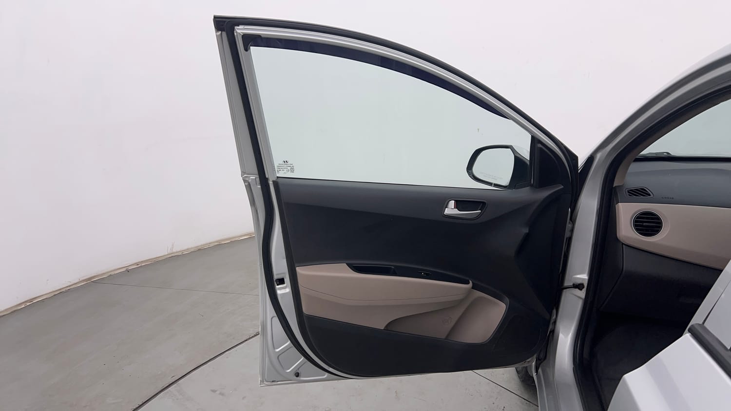 Used 2018 Hyundai Grand i10 Sportz 1.2 Kappa VTVT Petrol Manual interior LEFT FRONT DOOR OPEN VIEW