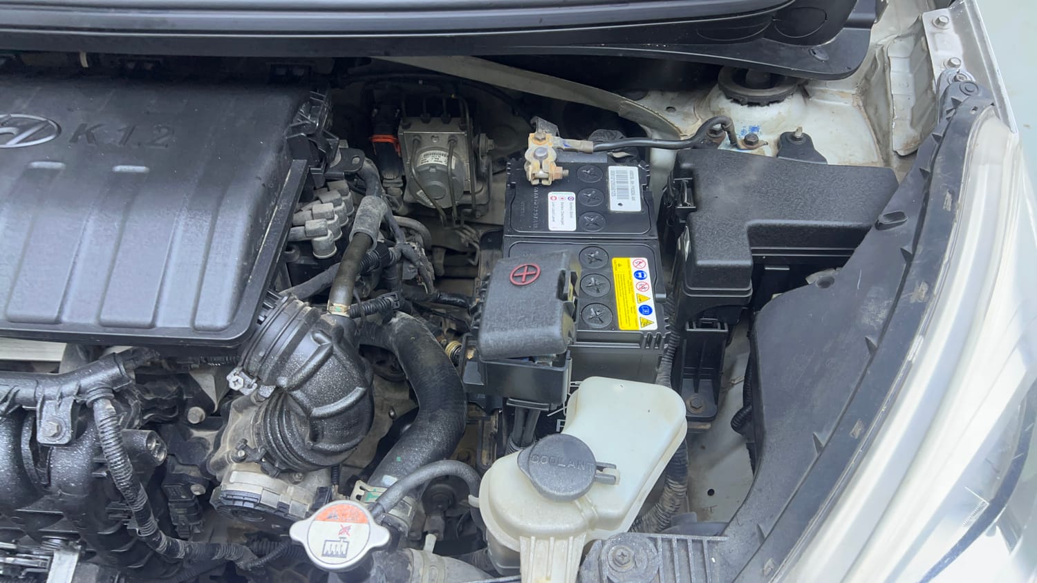 Used 2015 Hyundai Xcent S 1.2 (O) Petrol Manual engine ENGINE LEFT SIDE VIEW