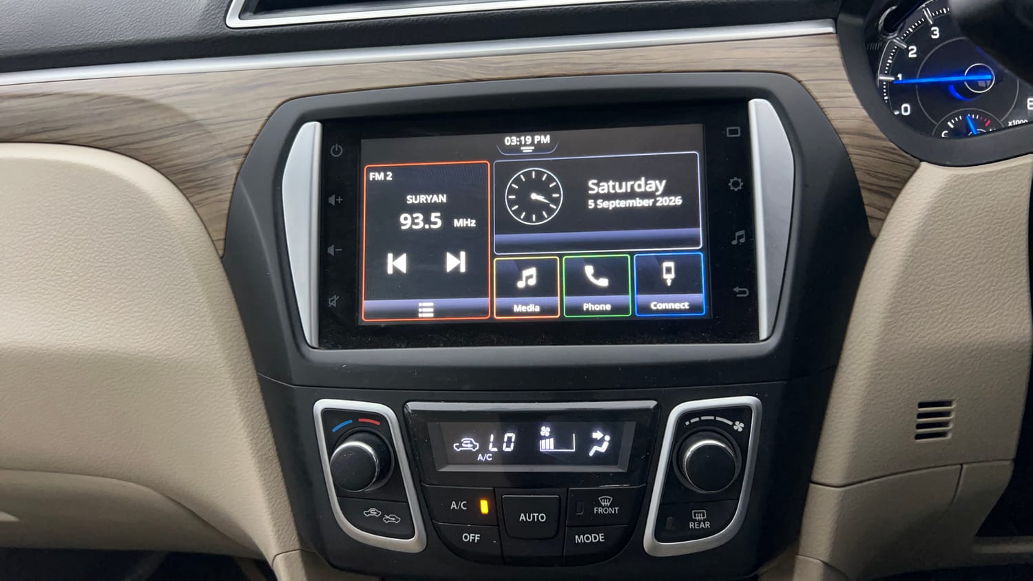 Used 2023 Maruti Suzuki Ciaz Zeta 1.5 Petrol Manual interior MUSIC SYSTEM & AC CONTROL VIEW