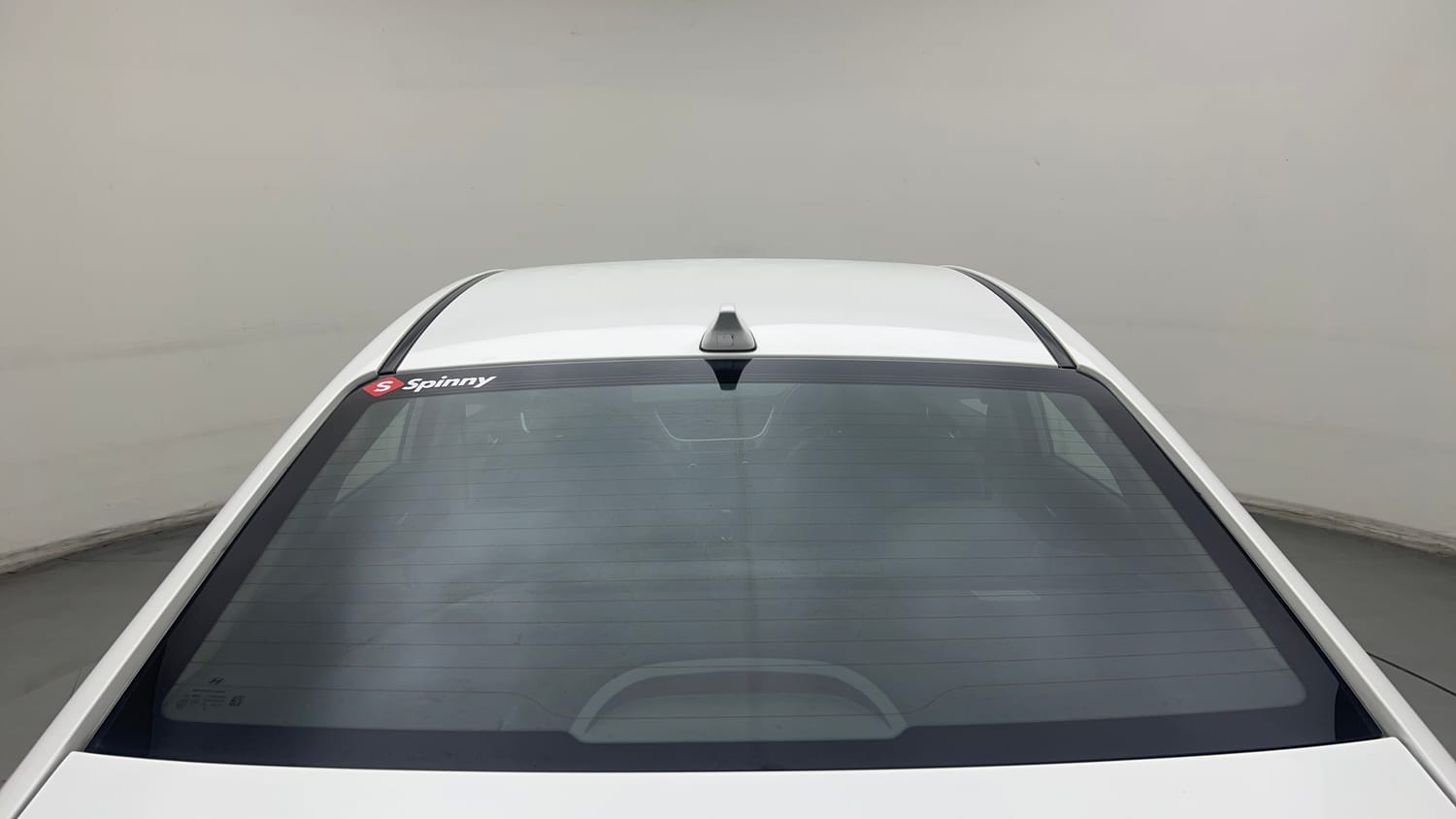 Used 2019 Hyundai Verna SX 1.6 VTVT Petrol Manual exterior BACK WINDSHIELD VIEW