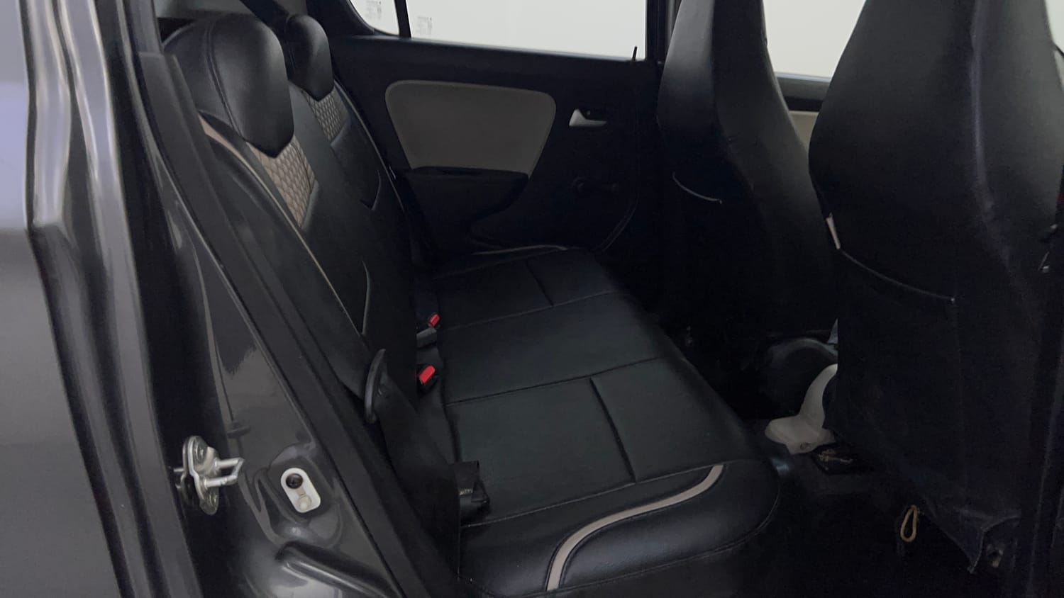 Used 2021 Maruti Suzuki Alto 800 VXi Petrol Manual interior RIGHT SIDE REAR DOOR CABIN VIEW