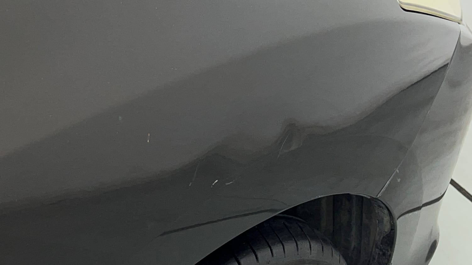 Used 2015 Honda City V Petrol Manual dents MINOR DENT