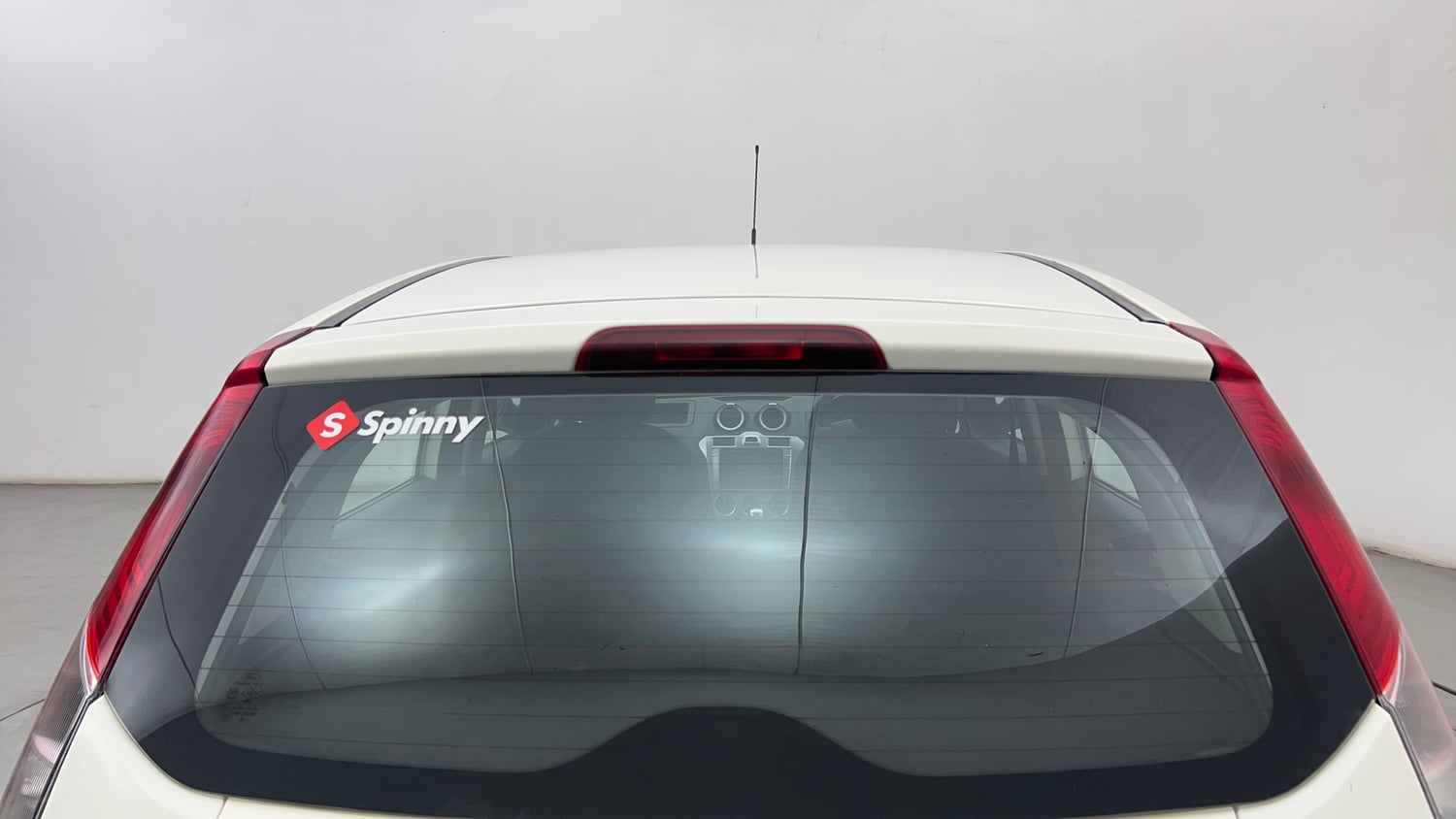 Used 2015 Ford Figo Duratec Petrol ZXI 1.2 Petrol Manual exterior BACK WINDSHIELD VIEW