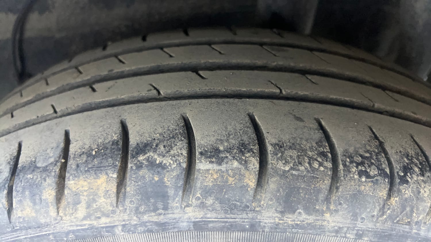 Used 2020 Maruti Suzuki Celerio ZXi Petrol Manual tyres LEFT REAR TYRE TREAD VIEW