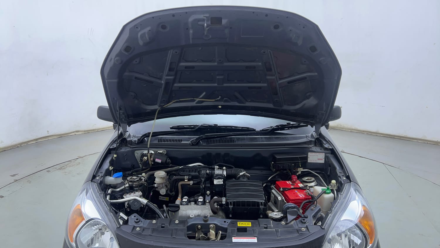 Used 2022 Maruti Suzuki Alto 800 LXi Petrol Manual engine ENGINE & BONNET OPEN FRONT VIEW
