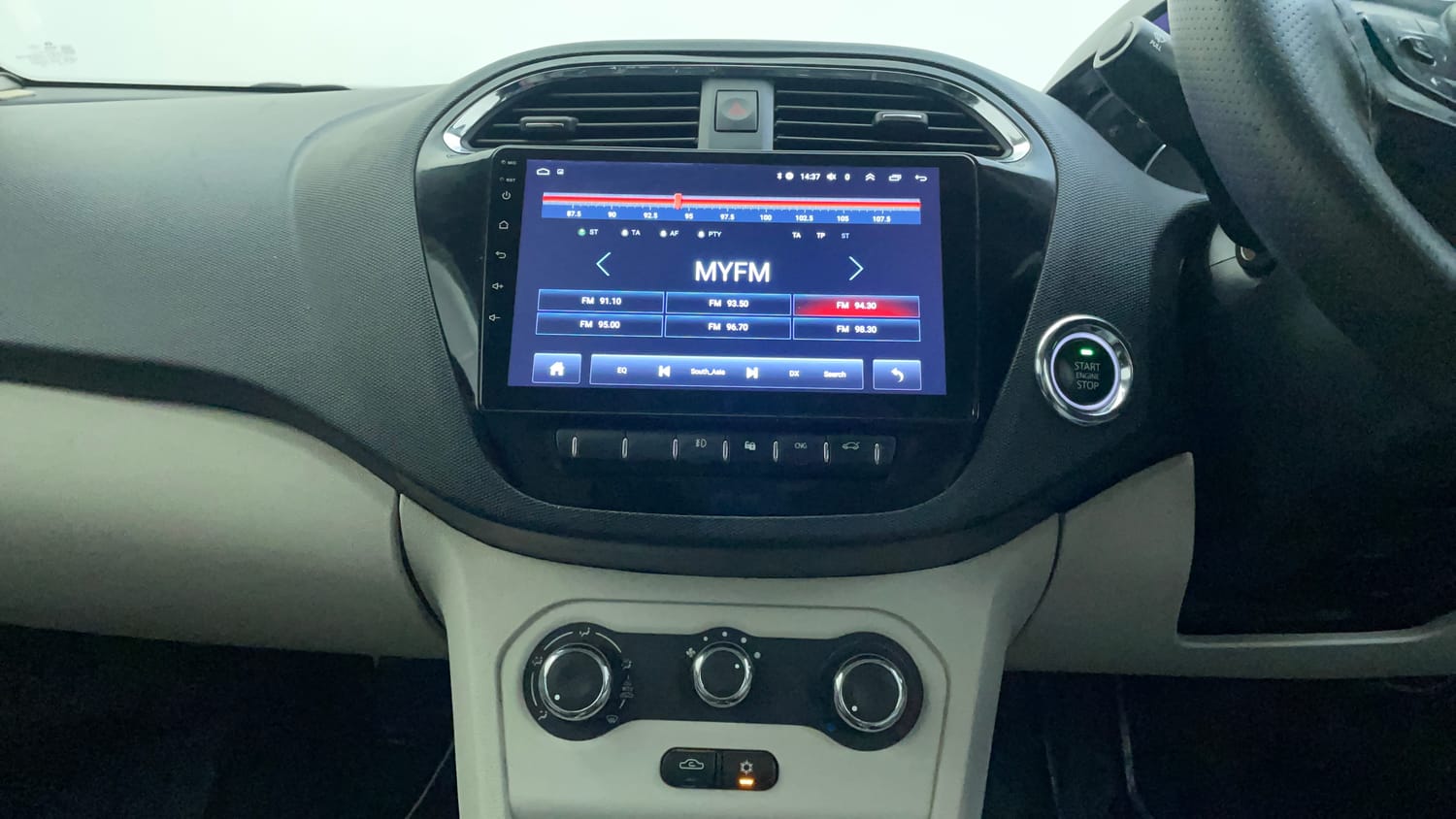 Used 2023 Tata Tigor XZ CNG Cng Manual interior MUSIC SYSTEM & AC CONTROL VIEW