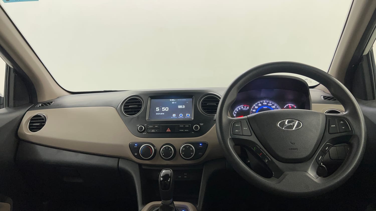 Used 2017 Hyundai Grand i10 Sportz (O) AT 1.2 Kappa VTVT Petrol Automatic interior DASHBOARD VIEW