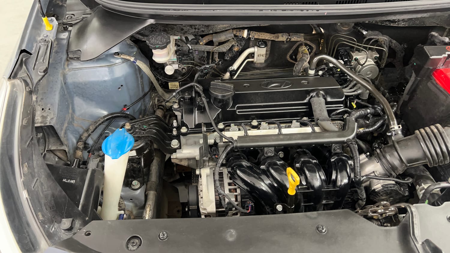Used 2015 Hyundai Elite i20 Asta 1.2 Petrol Manual engine ENGINE RIGHT SIDE VIEW