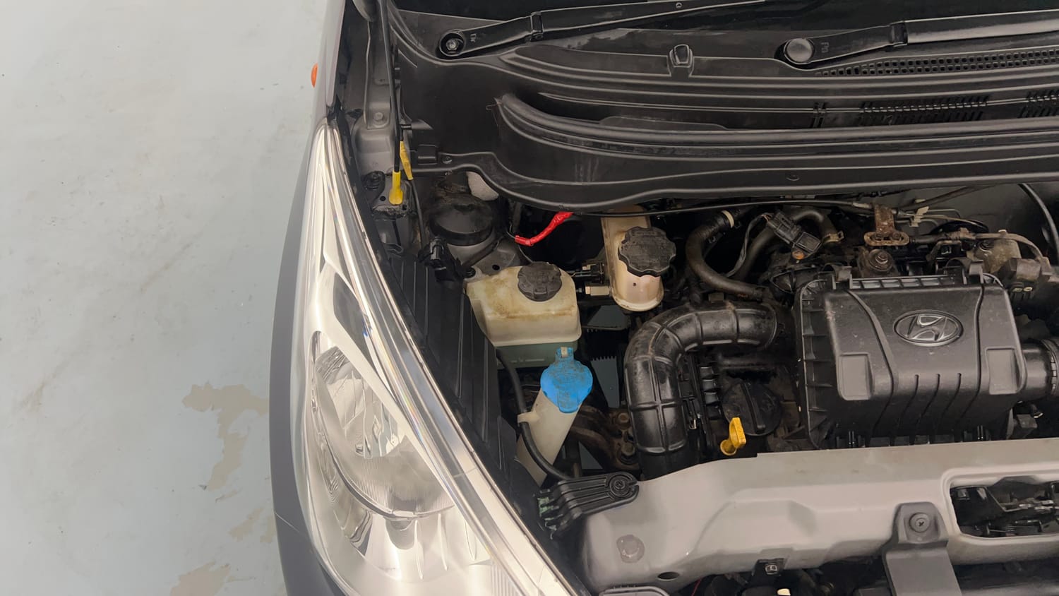 Used 2017 Hyundai Eon Era + Petrol Manual engine ENGINE RIGHT SIDE VIEW