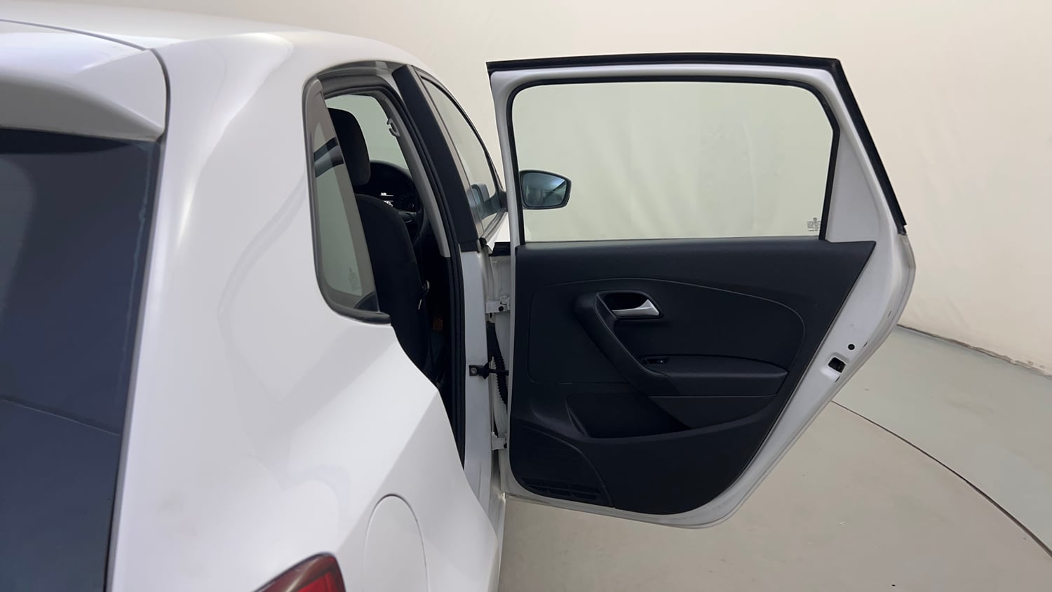 Used 2015 Volkswagen Polo Comfortline 1.2L (P) Petrol Manual interior RIGHT REAR DOOR OPEN VIEW