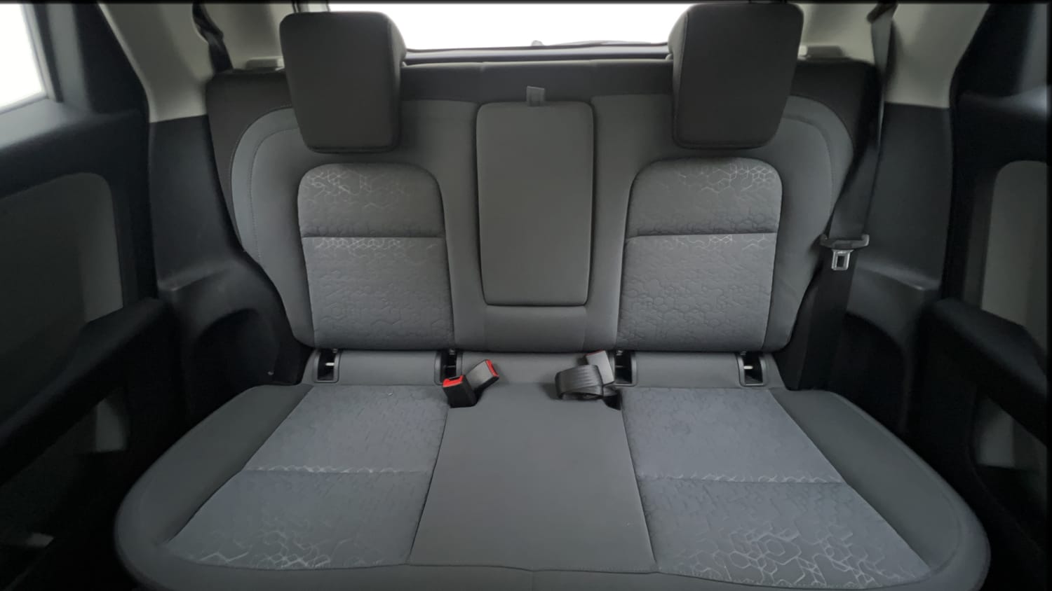 Used 2020 Tata Altroz XZ Petrol Petrol Manual interior REAR SEAT CONDITION VIEW