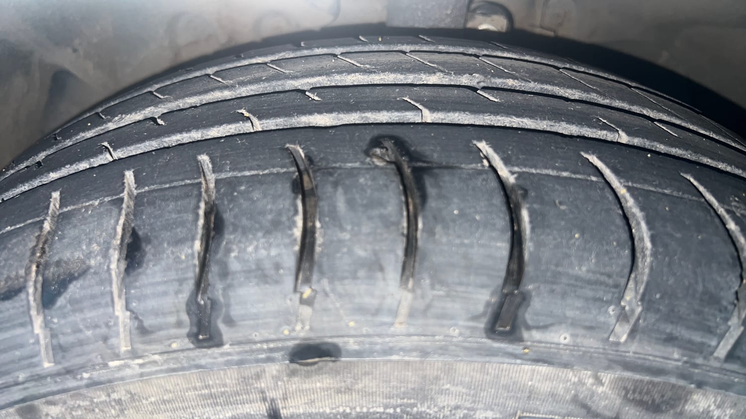 Used 2014 Ford EcoSport Titanium 1.5 TDCi Diesel Manual tyres LEFT FRONT TYRE TREAD VIEW
