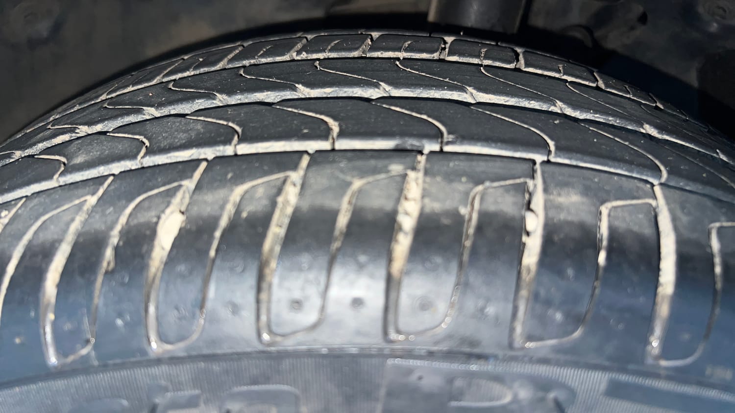 Used 2021 BMW 3 Series Gran Limousine 330Li M Sport First Edition Petrol Automatic tyres LEFT FRONT TYRE TREAD VIEW