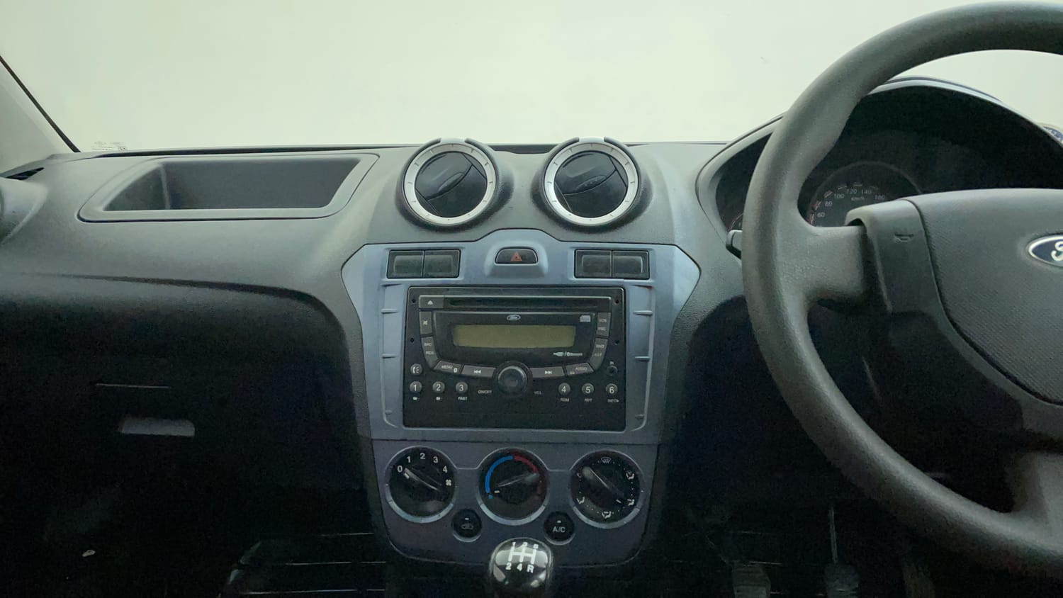 Used 2013 Ford Figo Duratec Petrol EXI 1.2 Petrol Manual interior MUSIC SYSTEM & AC CONTROL VIEW