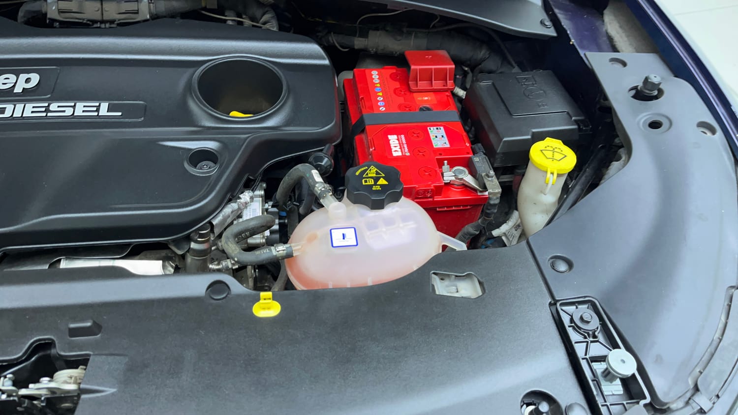 Used 2021 Jeep Compass Longitude (O) 2.0 Diesel Diesel Manual engine ENGINE LEFT SIDE VIEW