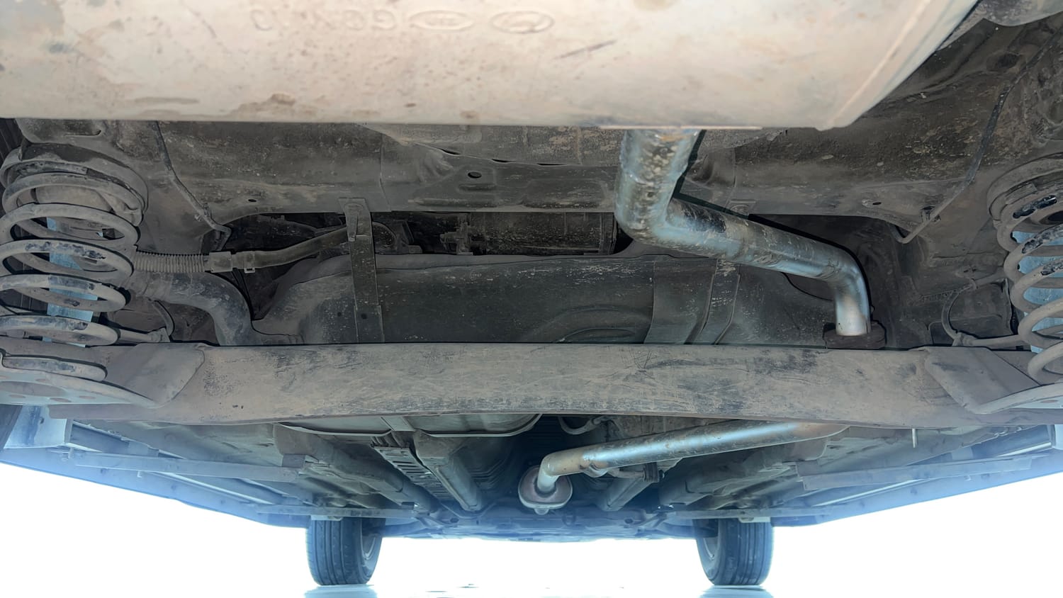 Used 2015 Hyundai Creta 1.6 SX Plus Petrol Petrol Manual extra REAR UNDERBODY VIEW (TAKEN FROM REAR)
