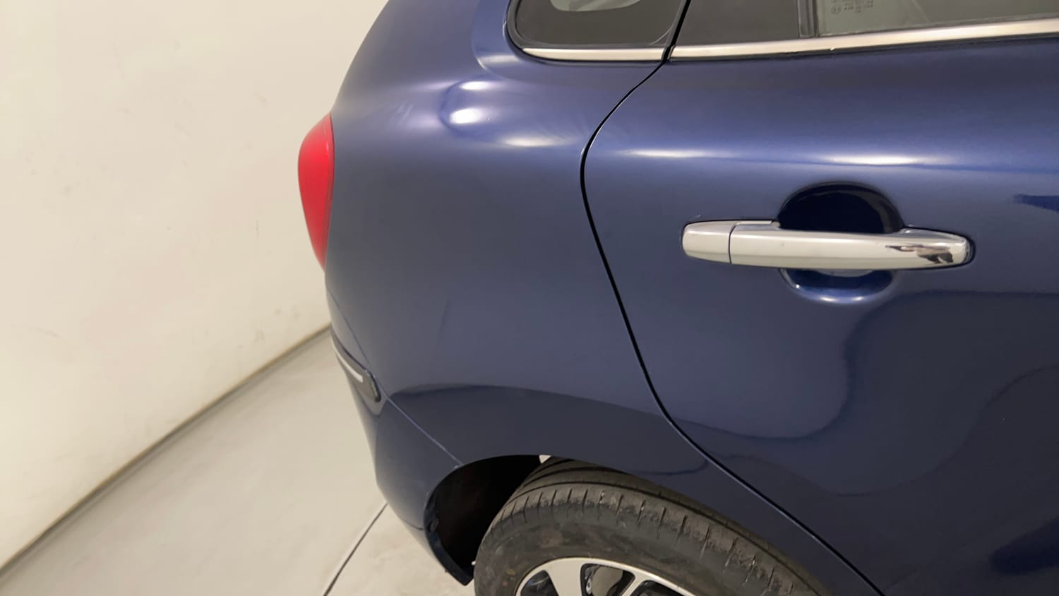 Used 2020 Maruti Suzuki Baleno Zeta Petrol Manual dents MINOR SCRATCH
