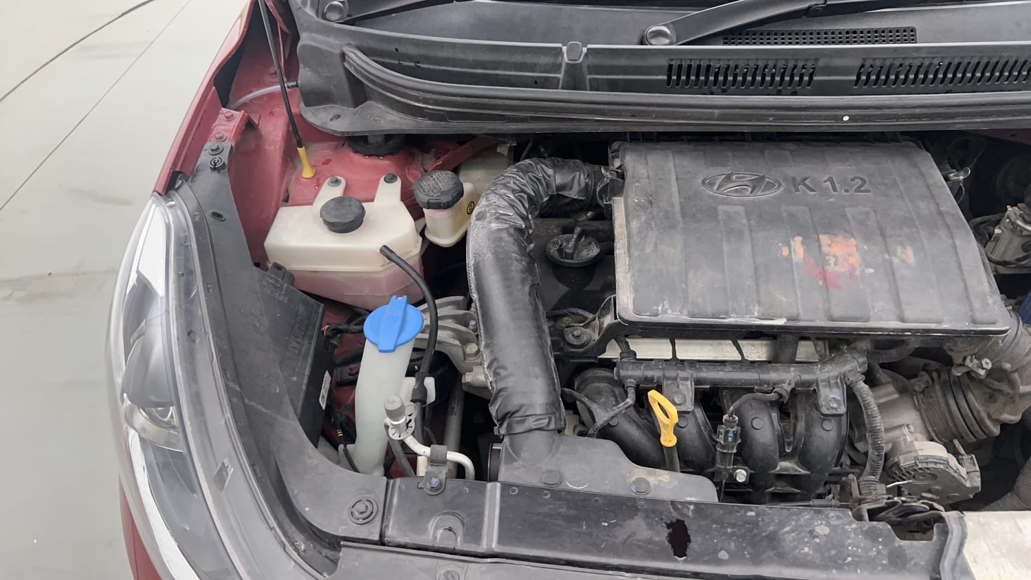 Used 2022 Hyundai Grand i10 Nios Sportz AMT 1.2 Kappa VTVT Petrol Automatic engine ENGINE RIGHT SIDE VIEW