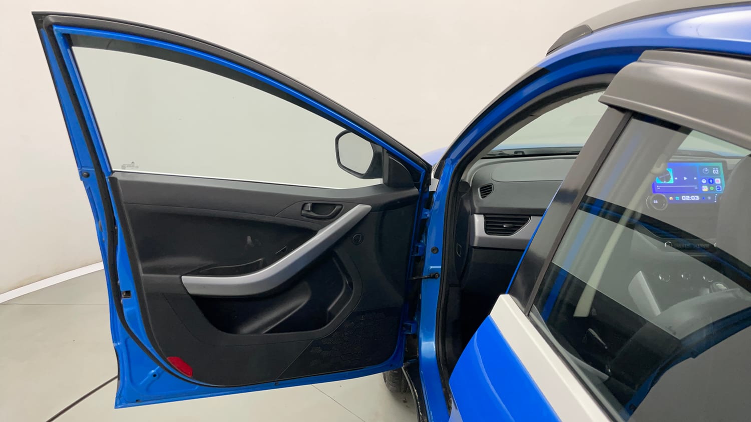 Used 2020 Tata Nexon XM Petrol Manual interior LEFT FRONT DOOR OPEN VIEW