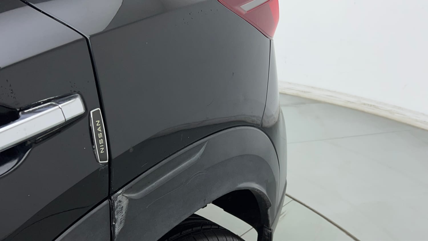 Used 2021 Nissan Magnite XV Turbo CVT Petrol Automatic dents MINOR SCRATCH