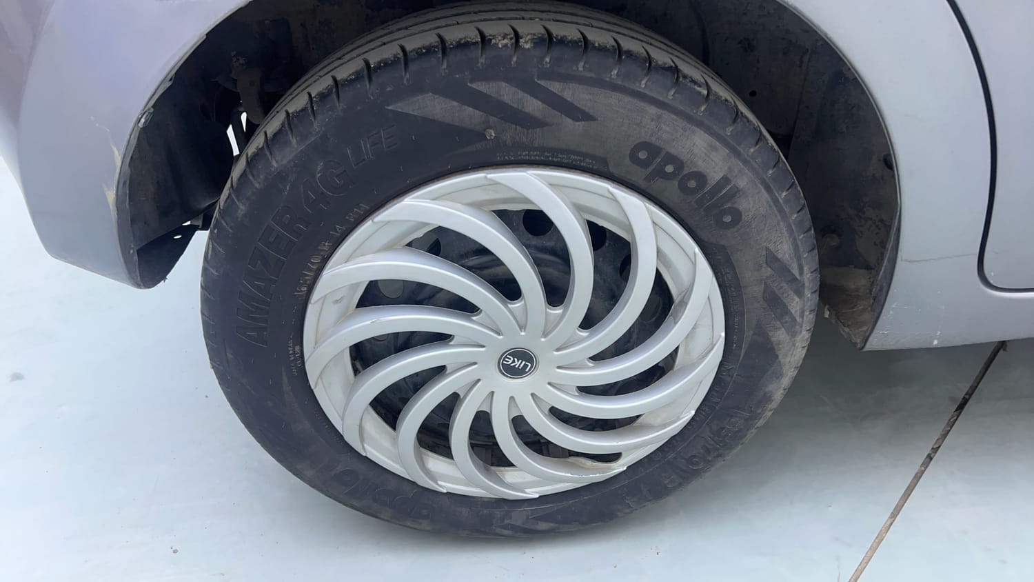 Used 2020 Maruti Suzuki Celerio ZXi Petrol Manual tyres RIGHT REAR TYRE RIM VIEW