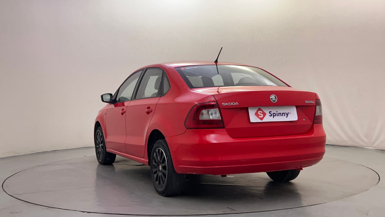 Used 2015 Skoda Rapid 1.6 MPI Elegance Plus Petrol Manual exterior LEFT REAR CORNER VIEW