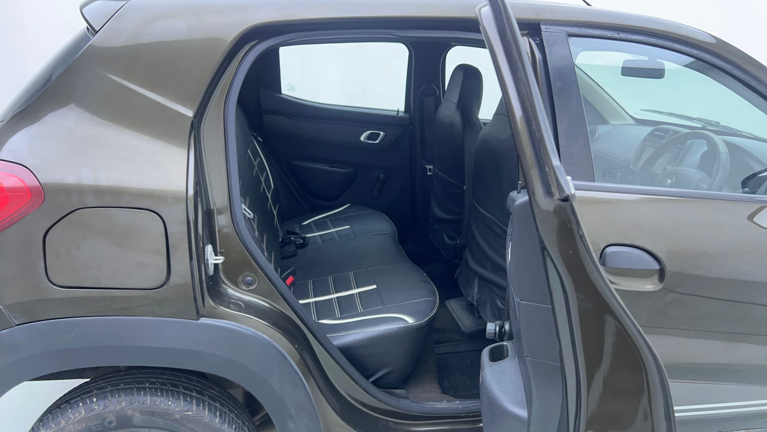 Used 2019 Renault Kwid 1.0 RXT AMT Opt Petrol Automatic interior RIGHT SIDE REAR DOOR CABIN VIEW