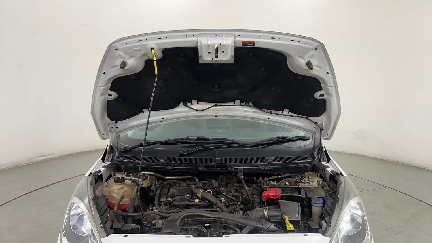 Used 2019 Ford Figo Titanium 1.2 Ti-VCT MT Petrol Manual engine ENGINE & BONNET OPEN FRONT VIEW