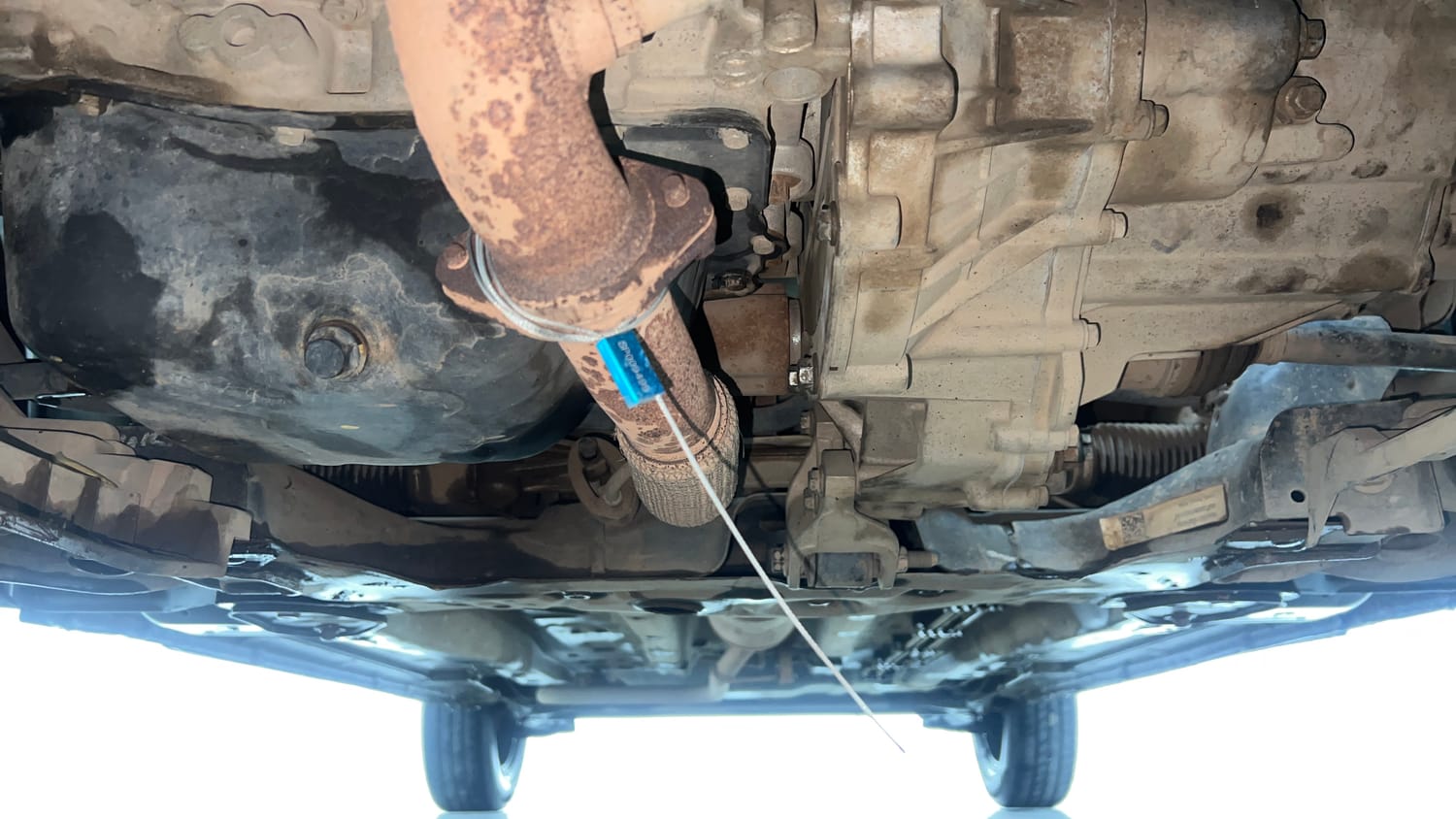 Used 2022 Tata Punch Adventure MT Petrol Manual extra FRONT LEFT UNDERBODY VIEW