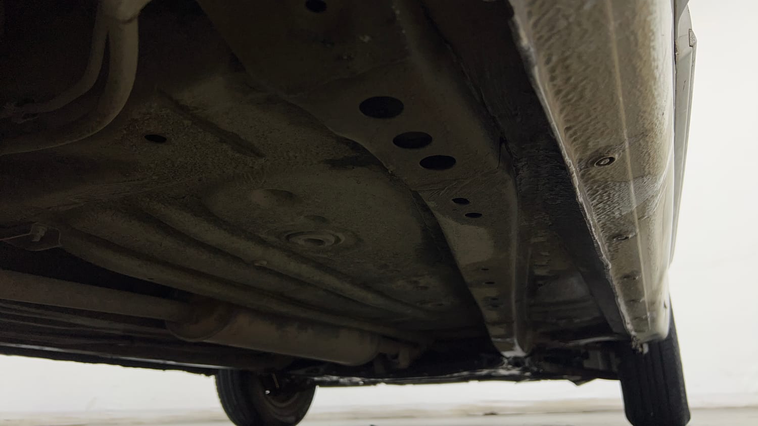 Used 2020 Maruti Suzuki Wagon R LXi 1.0 CNG Cng Manual extra REAR RIGHT UNDERBODY VIEW