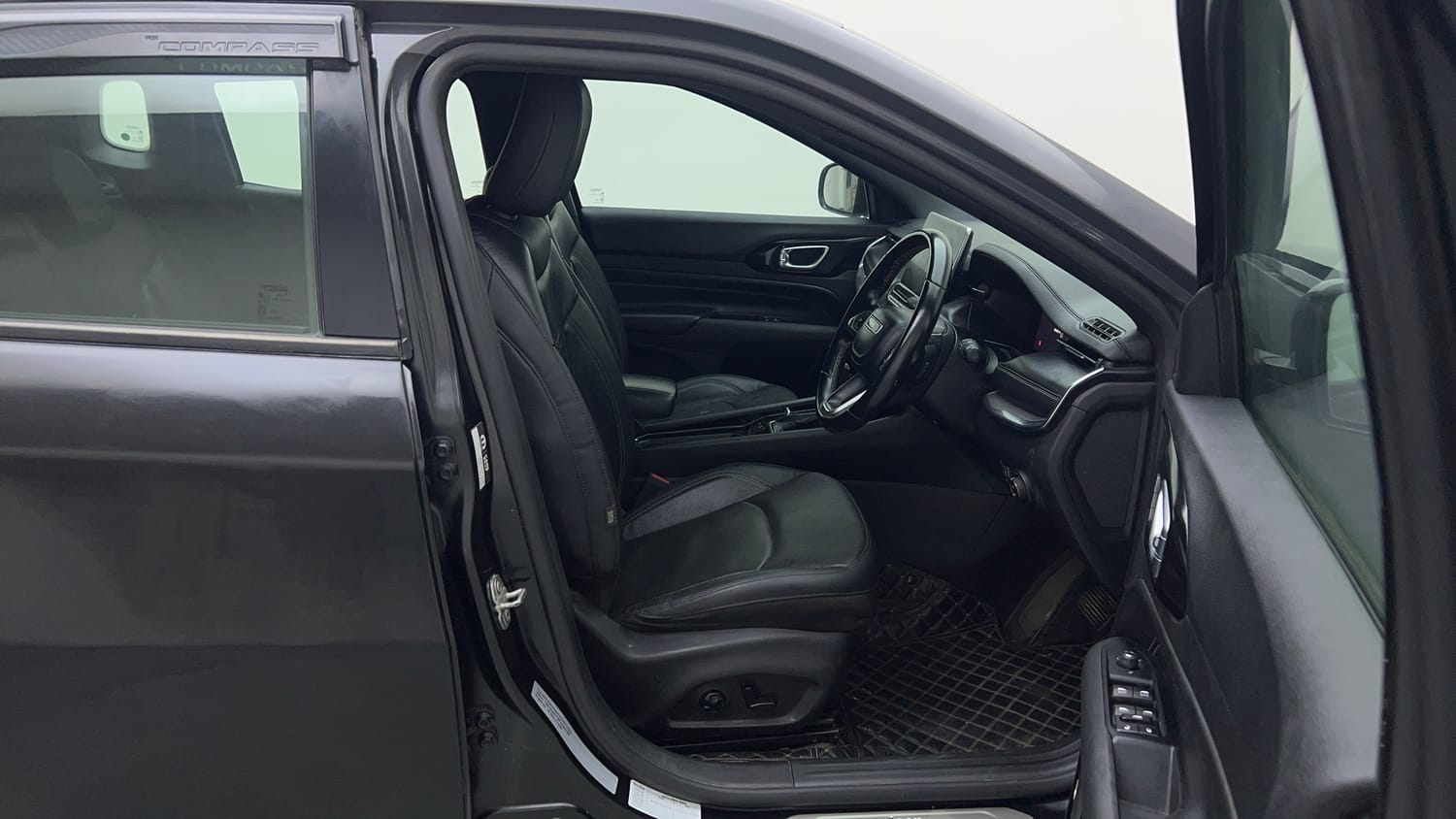 Used 2021 Jeep Compass Model S (O) Diesel 4x4 AT Diesel Automatic interior RIGHT SIDE FRONT DOOR CABIN VIEW
