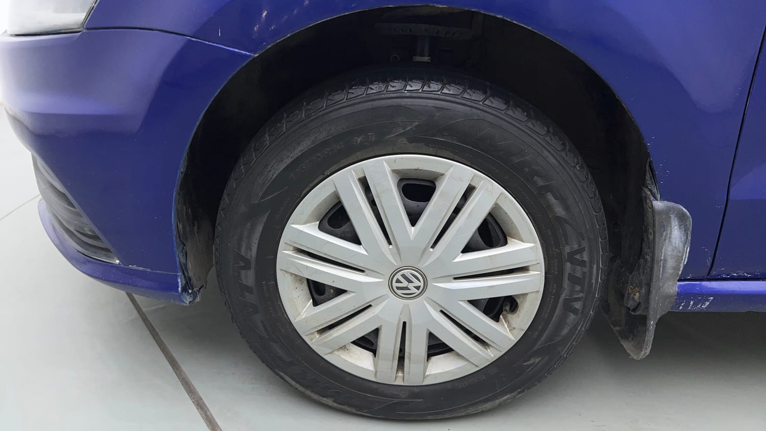 Used 2019 Volkswagen Ameo Trendline 1.0L (P) Petrol Manual tyres LEFT FRONT TYRE RIM VIEW