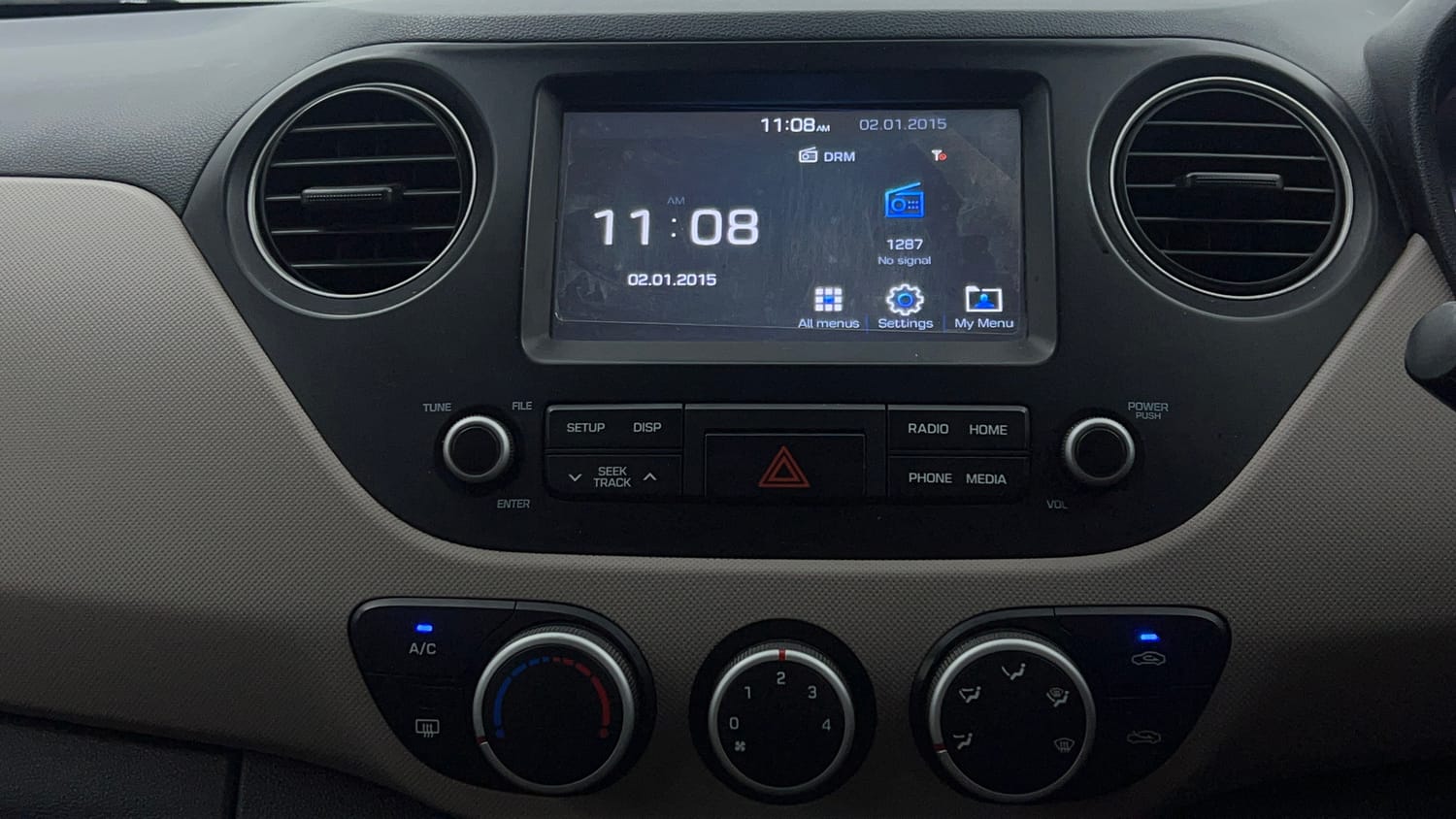 Used 2018 Hyundai Grand i10 Sportz 1.2 Kappa VTVT Petrol Manual top_features Touch screen infotainment system