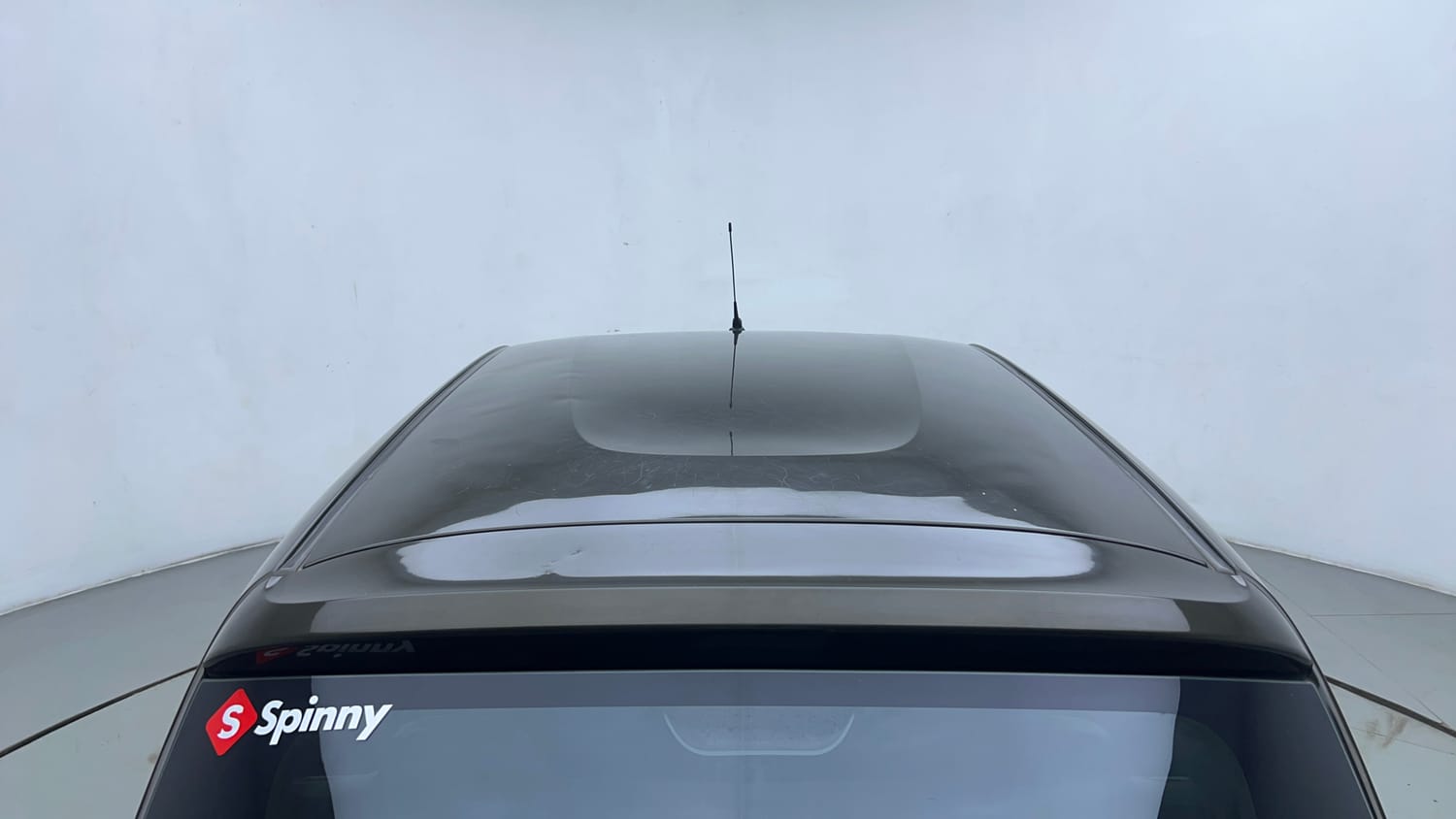 Used 2019 Renault Kwid 1.0 RXT AMT Opt Petrol Automatic exterior EXTERIOR ROOF VIEW