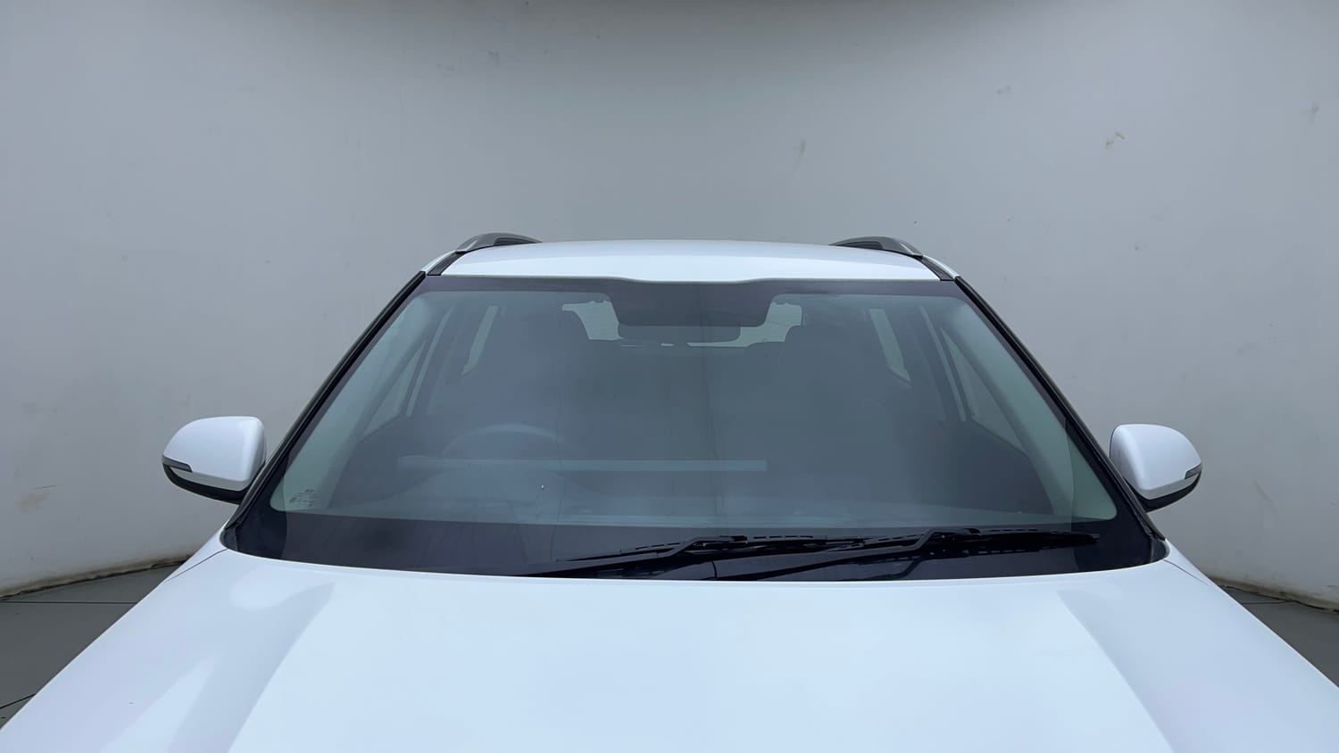 Used 2020 Kia Seltos HTK Plus 1.5 Diesel Diesel Manual exterior FRONT WINDSHIELD VIEW