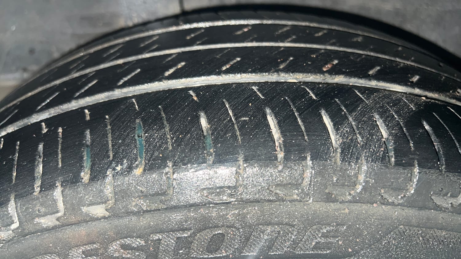Used 2022 Honda City ZX Petrol Petrol Manual tyres RIGHT REAR TYRE TREAD VIEW