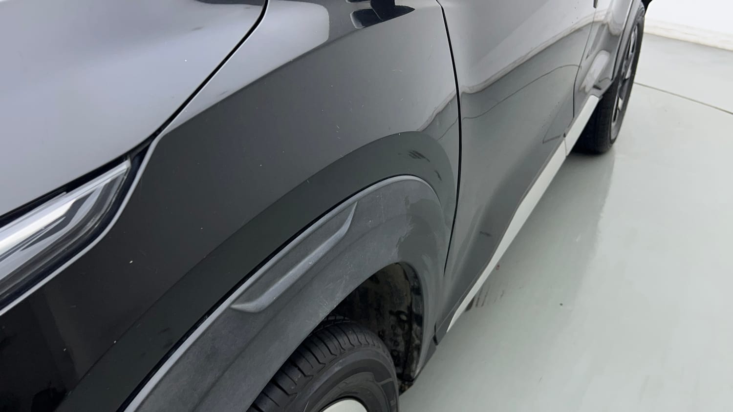 Used 2021 Nissan Magnite XV Turbo CVT Petrol Automatic dents MINOR SCRATCH