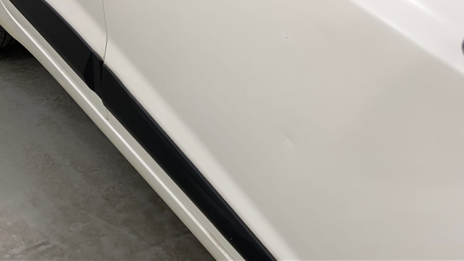 Used 2017 Hyundai Grand i10 Sportz (O) AT 1.2 Kappa VTVT Petrol Automatic dents MINOR DENT