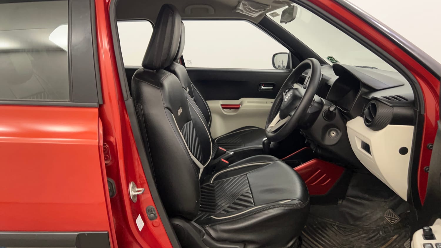Used 2017 Maruti Suzuki Ignis Delta 1.2 AMT Petrol Automatic interior RIGHT SIDE FRONT DOOR CABIN VIEW