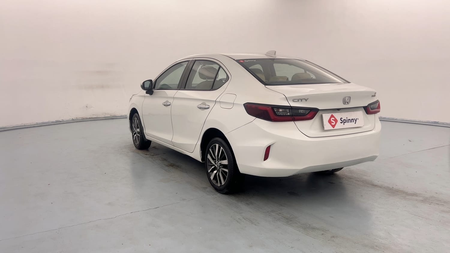 Used 2022 Honda City ZX Petrol Petrol Manual exterior LEFT REAR CORNER VIEW
