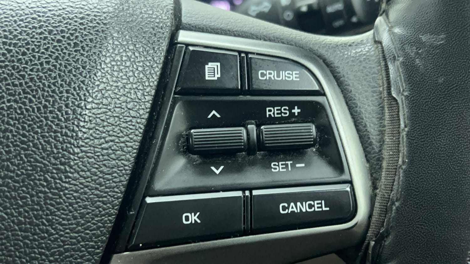 Used 2019 Hyundai Verna SX 1.6 VTVT Petrol Manual top_features Cruise control