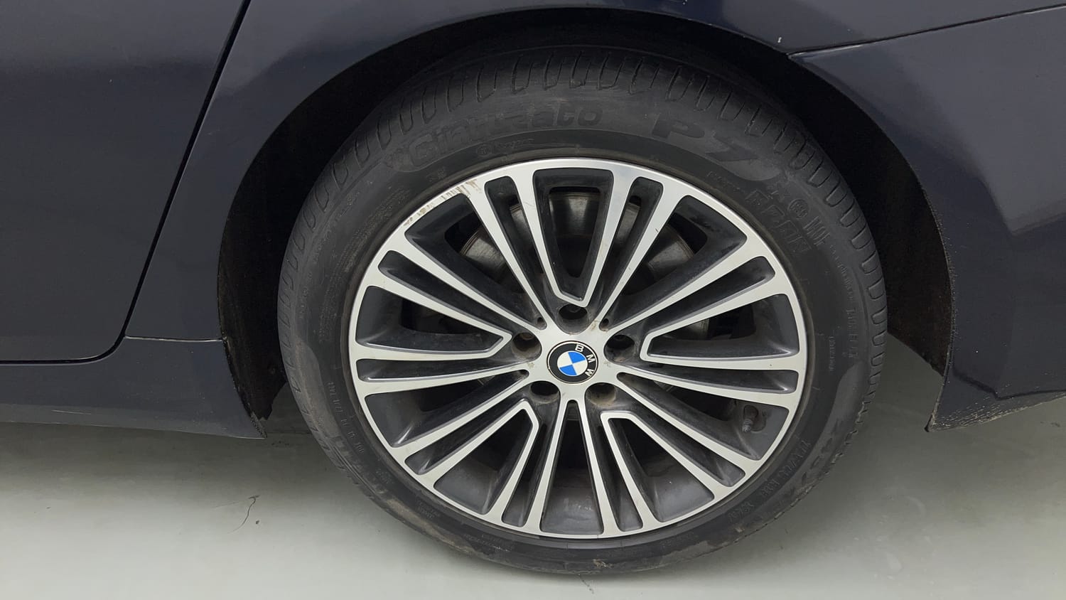 Used 2018 BMW 5 Series 520d Luxury Line Diesel Automatic tyres LEFT REAR TYRE RIM VIEW