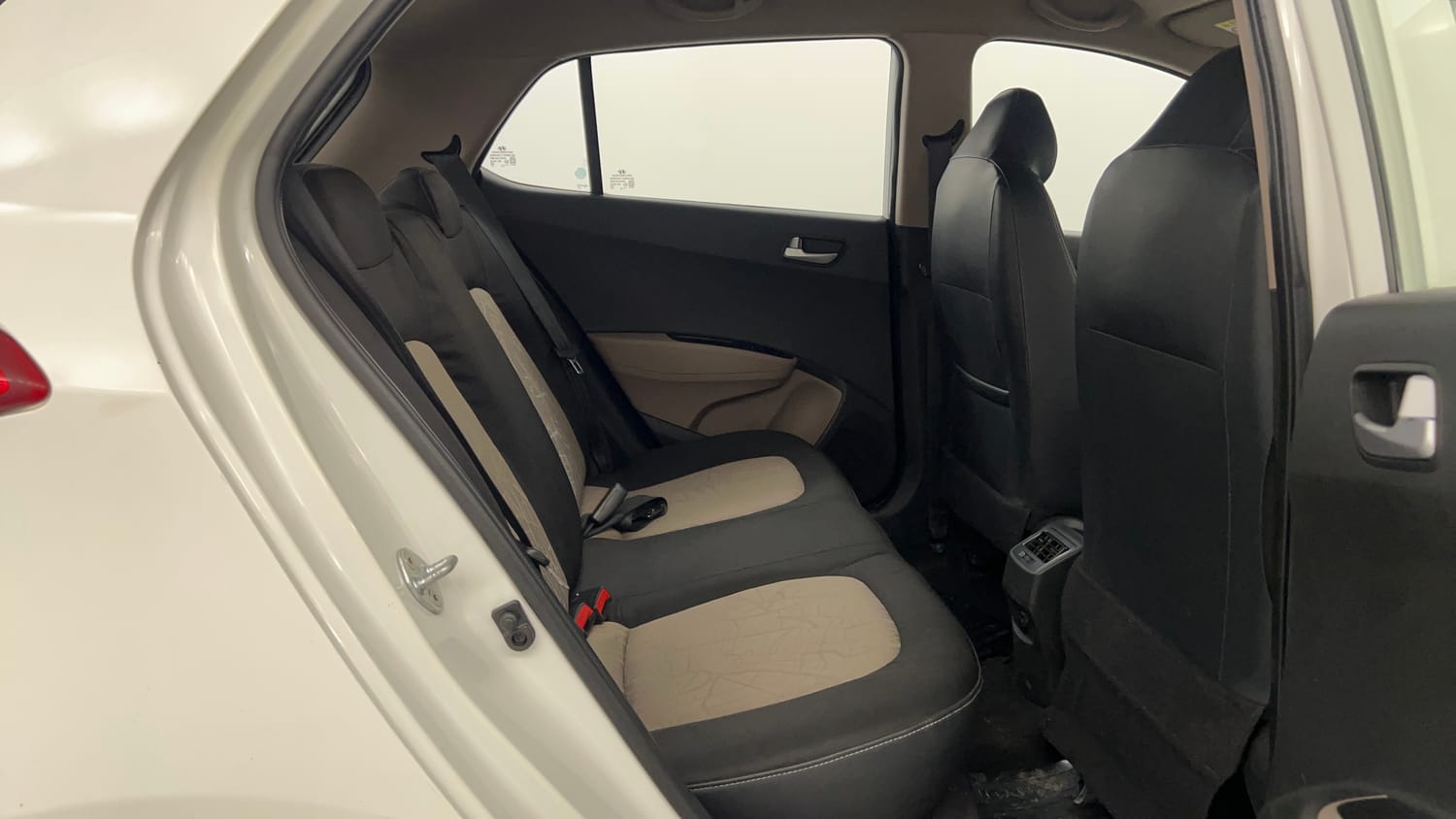 Used 2017 Hyundai Grand i10 Sportz (O) AT 1.2 Kappa VTVT Petrol Automatic interior RIGHT SIDE REAR DOOR CABIN VIEW