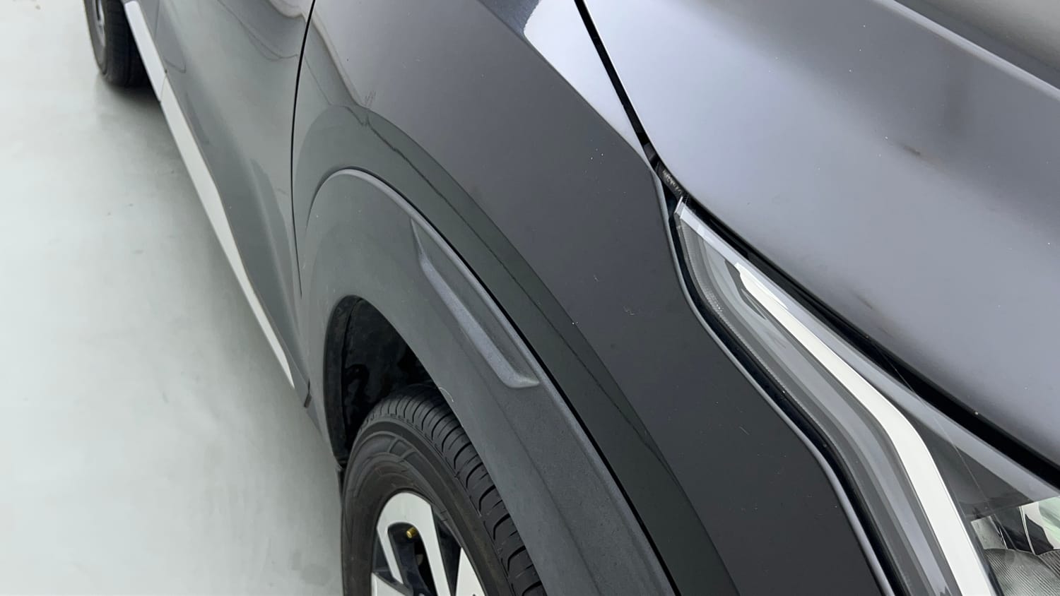 Used 2021 Nissan Magnite XV Turbo CVT Petrol Automatic dents MINOR SCRATCH