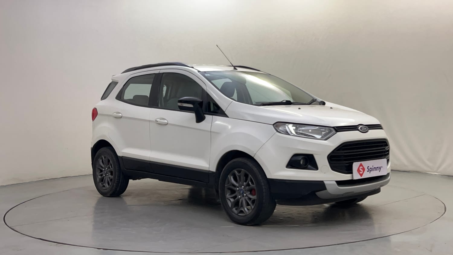 Used 2016 Ford EcoSport Titanium 1.5L Ti-VCT AT Petrol Automatic exterior RIGHT FRONT CORNER VIEW