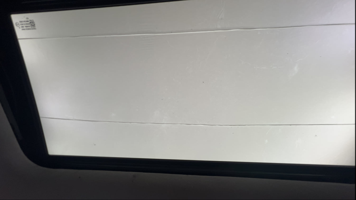 Used 2023 Hyundai Exter SX (O) 1.2 MT Petrol Manual top_features Sunroof