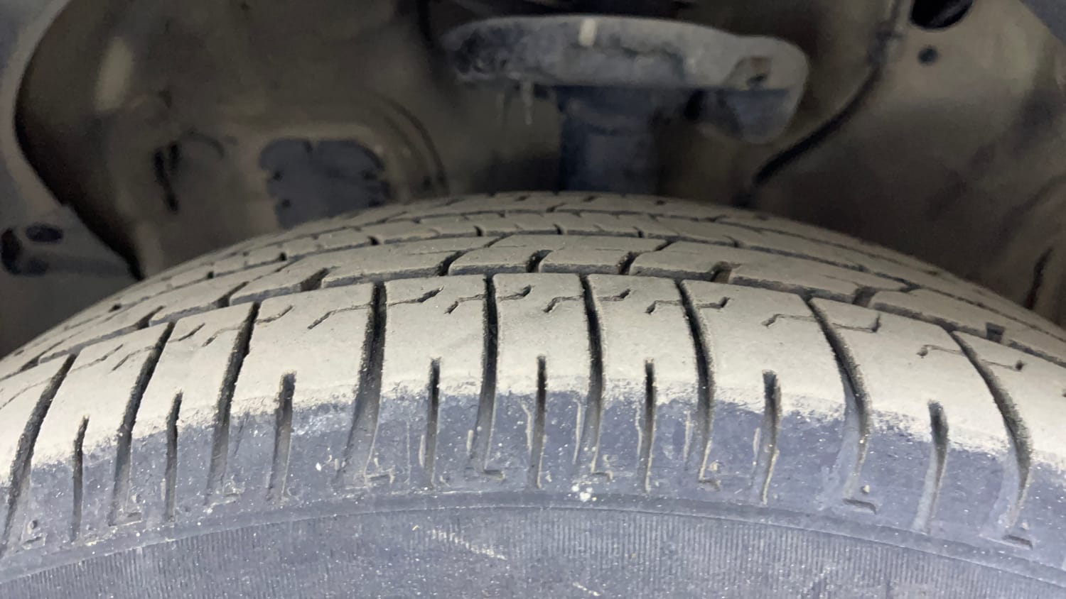 Used 2020 Kia Seltos HTK Plus 1.5 Diesel Diesel Manual tyres LEFT FRONT TYRE TREAD VIEW