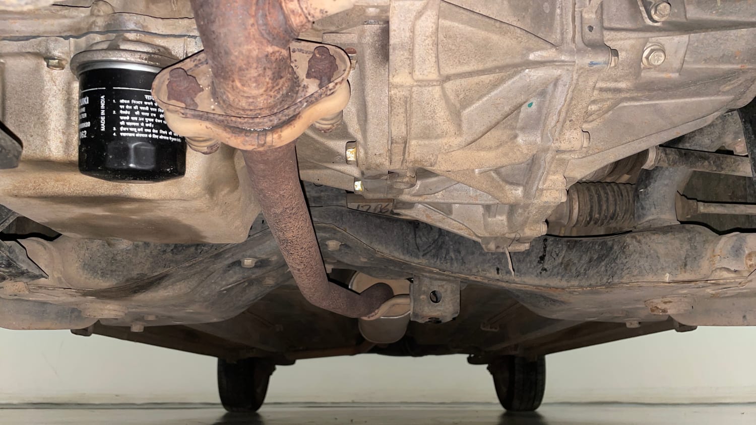 Used 2018 Maruti Suzuki Celerio VXi AMT Petrol Automatic extra FRONT LEFT UNDERBODY VIEW