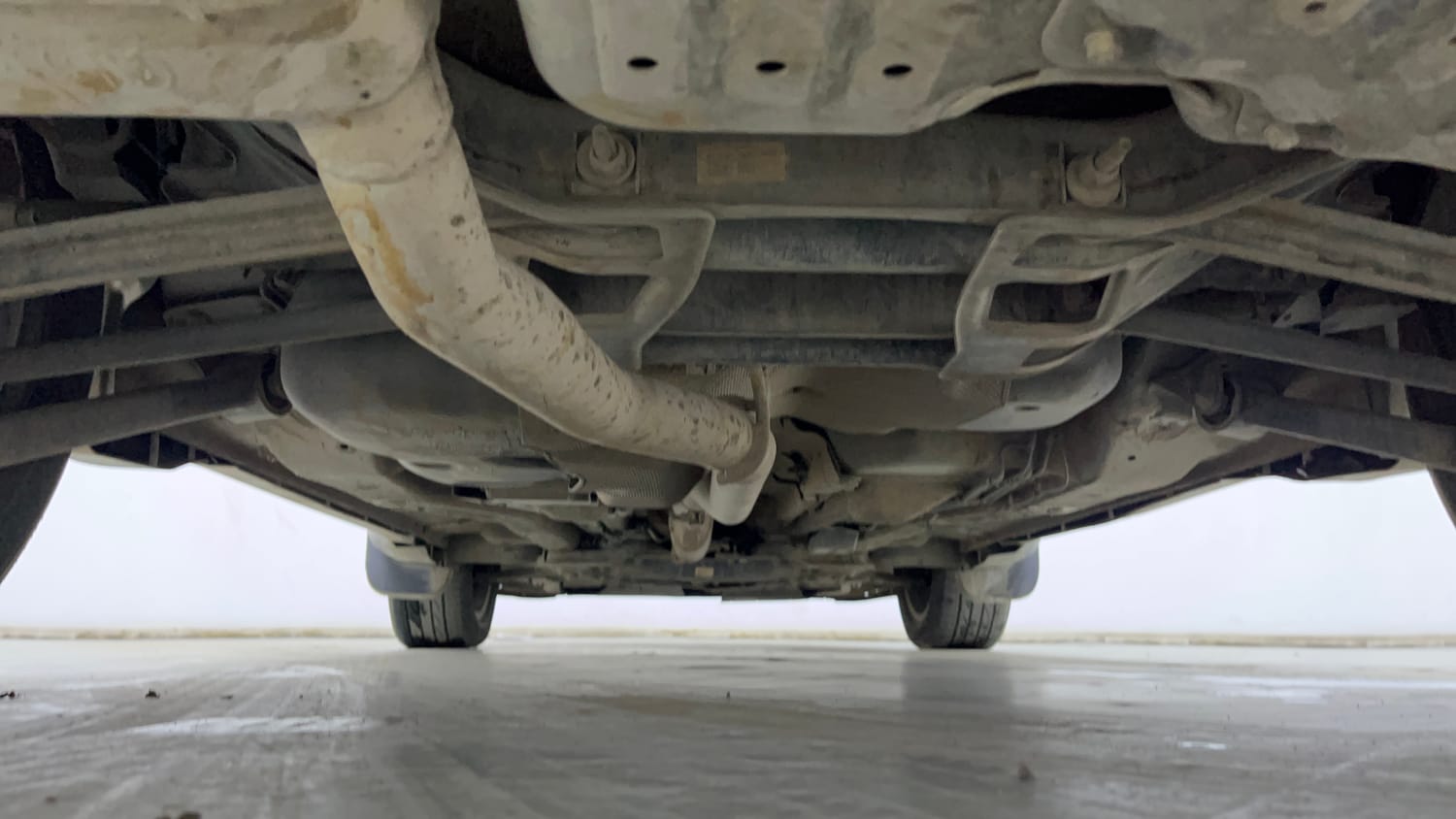 Used 2021 Jeep Compass Longitude (O) 2.0 Diesel Diesel Manual extra REAR UNDERBODY VIEW (TAKEN FROM REAR)