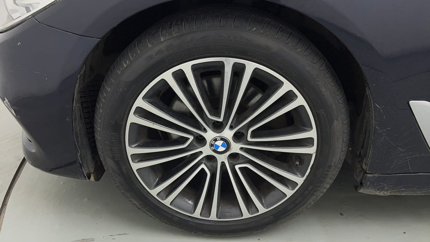 Used 2018 BMW 5 Series 520d Luxury Line Diesel Automatic tyres LEFT FRONT TYRE RIM VIEW